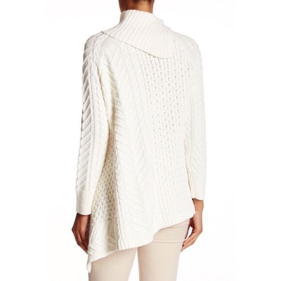 VINCE CAMUTO Cream Chunky Knit Turtleneck Sweater Asymmetric Hem Size L - Picture 3 of 10